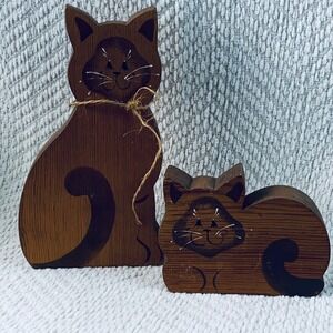 Wooden Cat Figurine Chunky Folk Art Hand Painted Rustic Tole Shelf Sitter Kitten